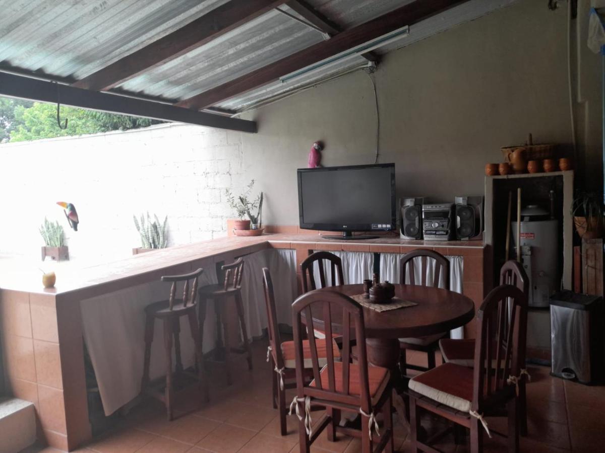 Сasa de vacaciones Casa Alfaro *